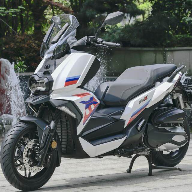 Modiwei 350X large pedal water-cooled motorcycle scooter Jinlang engine dazzling version ADV pedal