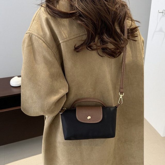 Cross-Border Retro Dumpling Bag 2025 New Single Shoulder Crossbody Bag Fashionable Handbag Simple and Unique Color-Blocking Casual Bag
