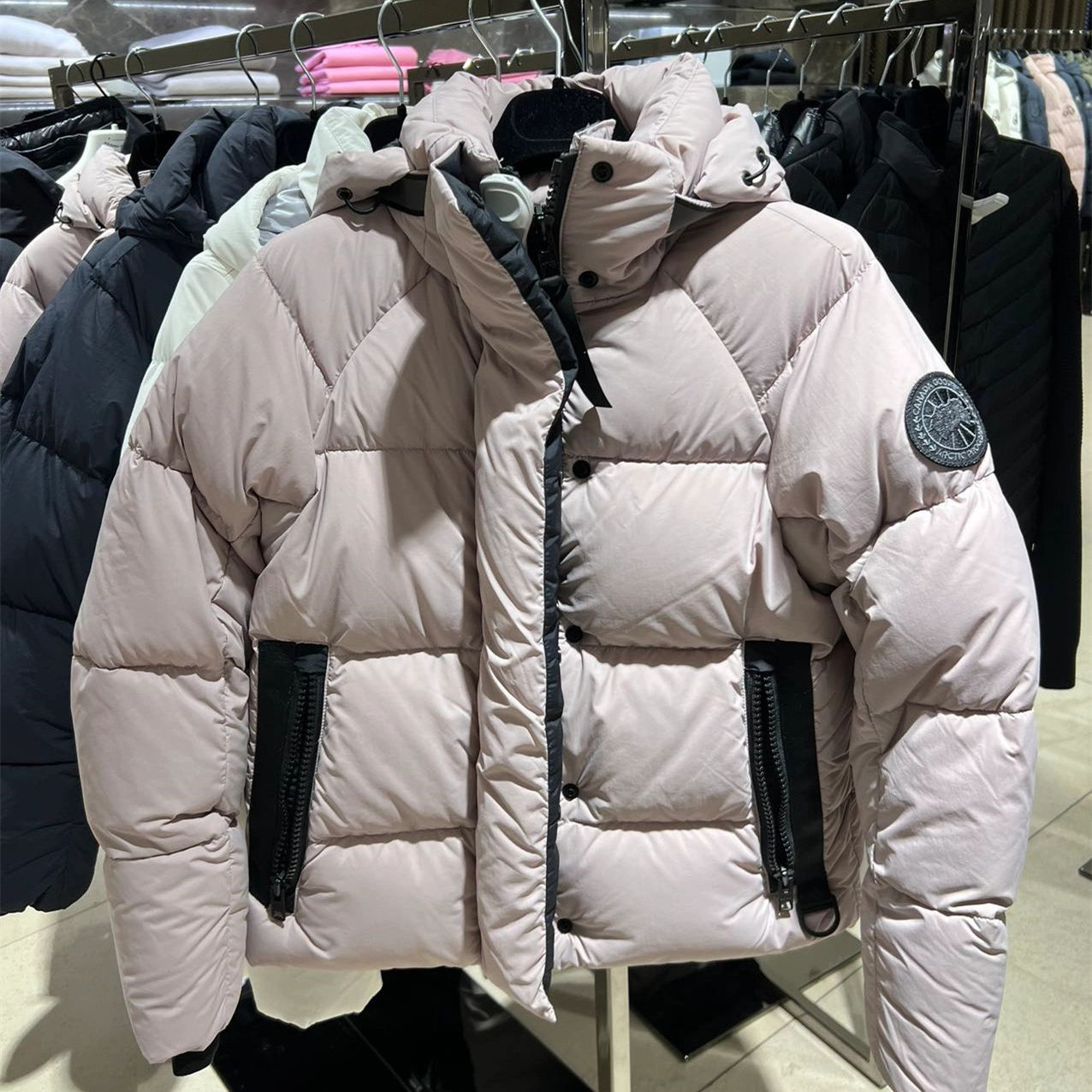 CANADA GOOSE加拿大鹅Junction男女款黑标面包服羽绒服，冬季保暖新宠！-面料版衣-淘宝好物网