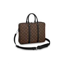 New Fashion Casual Versatile Crossbody Bag) Womens M383