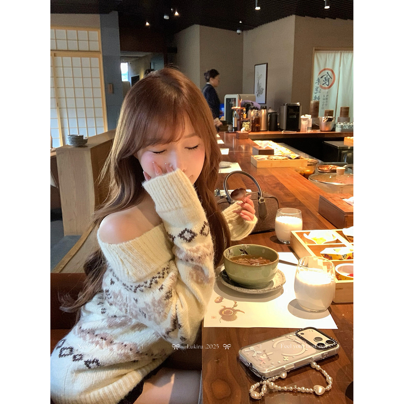 Lukira Fair Isle Secret Realm Apricot Fair Isle Wool Sweater Knitwear Women's Autumn and Winter Off-Shoulder Top