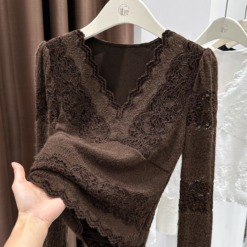2026 Super Stylish Coffee-Colored Lace Base Shirt with Thickened Inner Layer, Designed to Be Slim-Fitting, Jacquard Top with a Waist-Cinching V-Neck 2026 Super Stylish Coffee-Colored Lace Base Shirt with Thickened Inner Layer, Designed to Be Slim-Fitting, Jacquard Top with a Waist-Cinching V-Neck