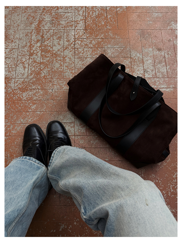 "Drop2" Suede Color-Blocked Travel Tote Bag with a Velvety Matte Finish, Minimalist Style, Suitable for Fitness, Commuting, Old Money Vacation, Large Capacity