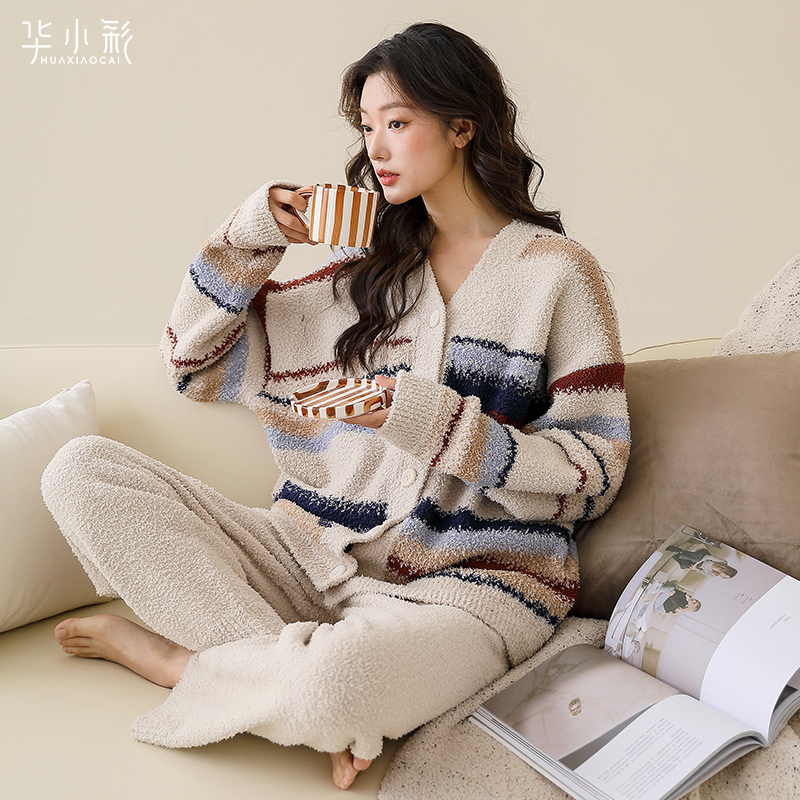 Huaxiaocai Pajamas for Women, Autumn and Winter Thickened Half-Velvet Loose Lazy Style Loungewear, Coral Fleece Thin Velvet Set for Men Huaxiaocai Pajamas for Women, Autumn and Winter Thickened Half-Velvet Loose Lazy Style Loungewear, Coral Fleece Thin Velvet Set for Men