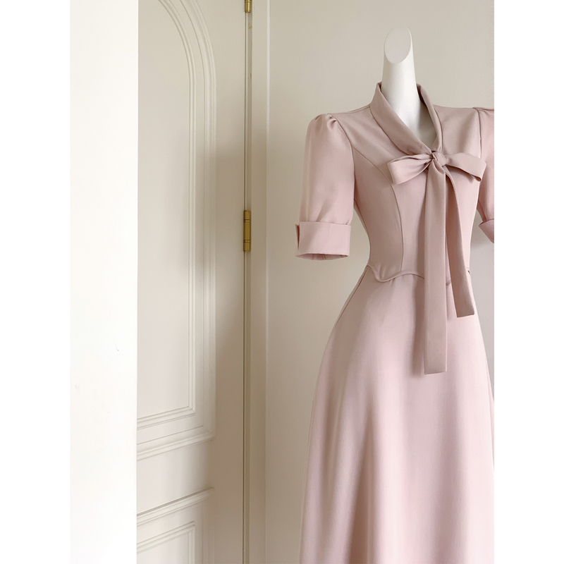 [Sweet Tea] French Retro Pink Dress with Bow Tie, Waist-Cinching, Short Sleeves, Gentle Style, Elegant Long Dress for Summer
