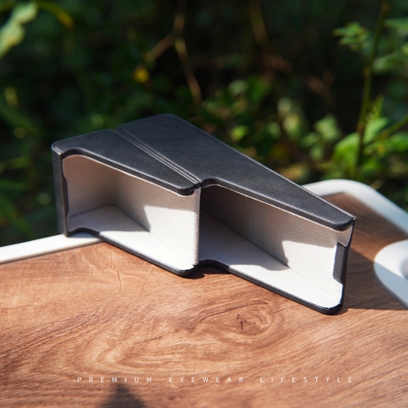 Creative Flip-Top Glasses Case, Mobile Phone Holder, Drama-Watching Artifact, Portable, Anti-Pressure and Anti-Pressure, Lightweight Design for Girls, Men Creative Flip-Top Glasses Case, Mobile Phone Holder, Drama-Watching Artifact, Portable, Anti-Pressure and Anti-Pressure, Lightweight Design for Girls, Men