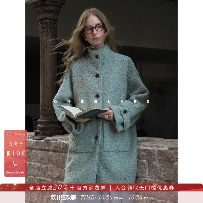 Oneelabs Original Brand/Berlin Idyll~Heavyweight Sheep Wool Coat with Contrasting Color Buttons and Stand Collar Oneelabs Original Brand/Berlin Idyll~Heavyweight Sheep Wool Coat with Contrasting Color Buttons and Stand Collar