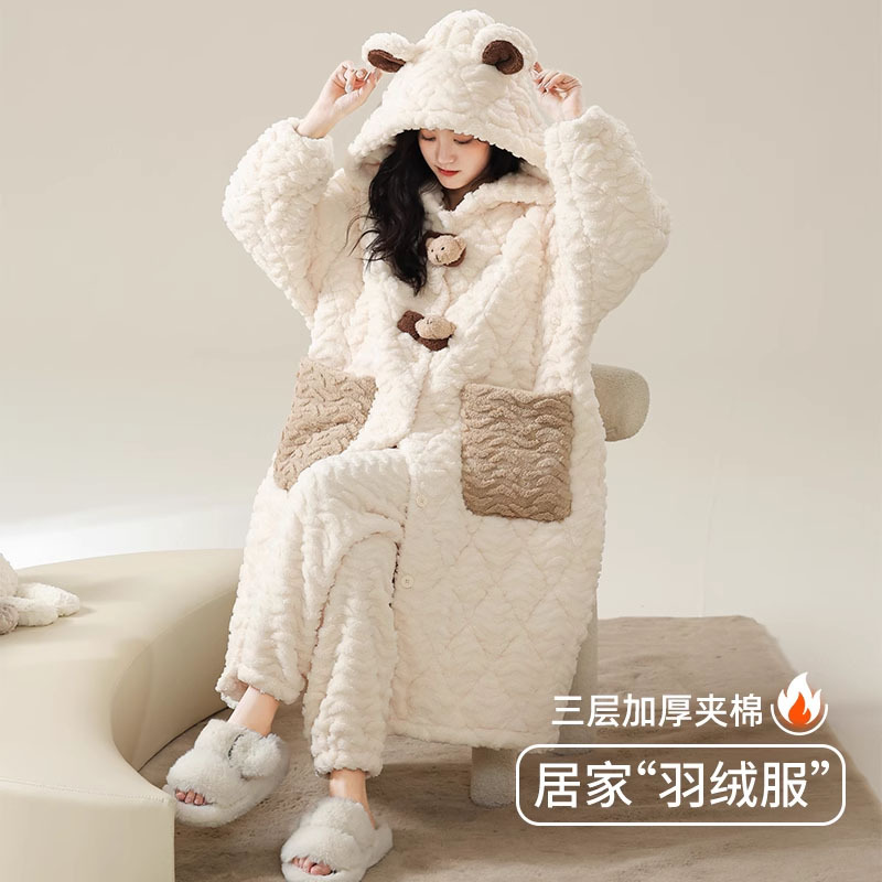 German Pajamas for Women, Autumn and Winter Style, Three-Layer Quilted Coral Velvet Robe, Fleece-Lined, Thickened, High-End, Warm and Cold-Resistant Home Wear