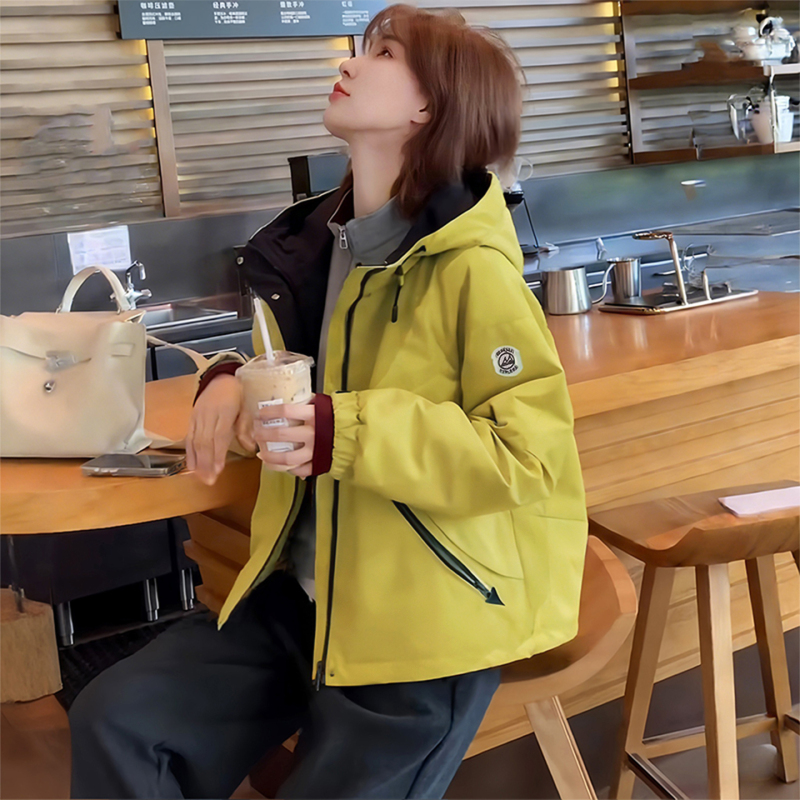 Stylish Short Yellow Jacket for Women, Autumn 2026 New Model, Elegant and Sophisticated, Trendy Jacket Stylish Short Yellow Jacket for Women, Autumn 2026 New Model, Elegant and Sophisticated, Trendy Jacket