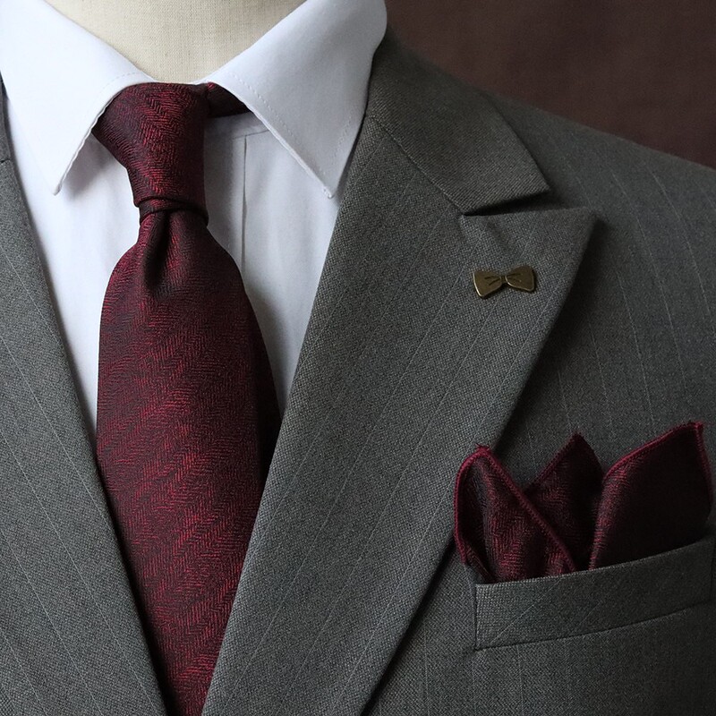 Men's Formal Tie, Burgundy, No-Knot Groom's Tie, High-End Retro Brown Coffee Color, Hand-Tied Style, Business Men's Formal Tie, Burgundy, No-Knot Groom's Tie, High-End Retro Brown Coffee Color, Hand-Tied Style, Business