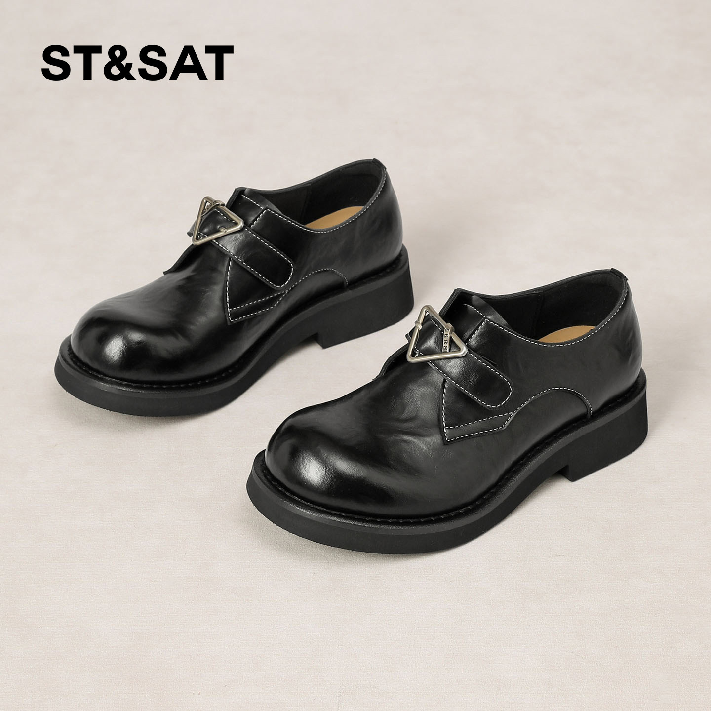 Субботняя женская обувь