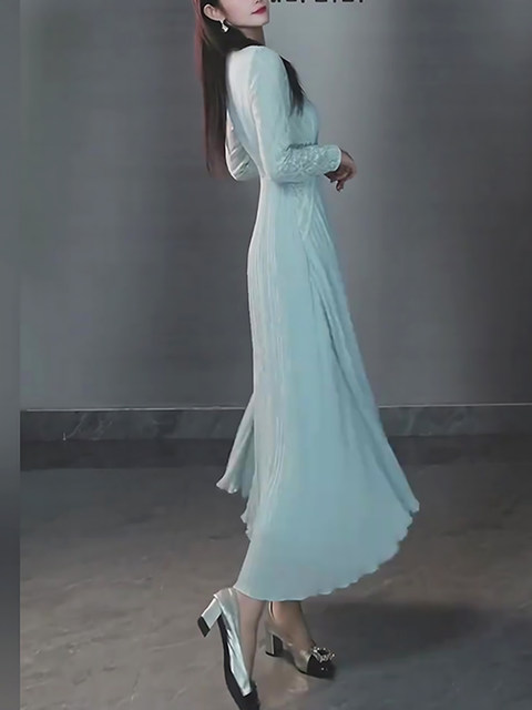 Mijie's 2025 Autumn New Stylish Blue Hollow-Out Round-Neck Dress for Women, Elegant and Slimming Mid-Length Dress