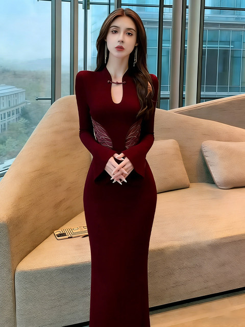 Mijie 2025 Winter New Chinese Style Burgundy Embroidered Dress Women's Long Sleeve High-End Waist-Cinching Bodycon Long Dress
