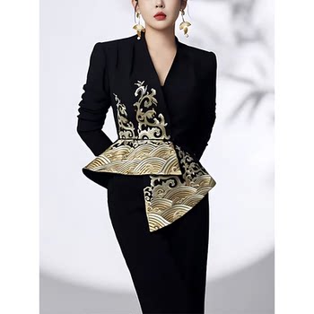 Mijie 2025 Autumn New Fashionable Black V-Neck Jacquard Exquisite Design Elegant High-End Slimming Top