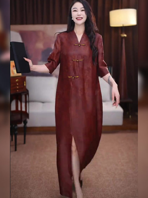 Mijie 2025 New Model New Chinese Style Red Jacquard Dress for Women, Elegant and Beautiful, Loose Fit, Slimming, Stunning Mid-Length Dress
