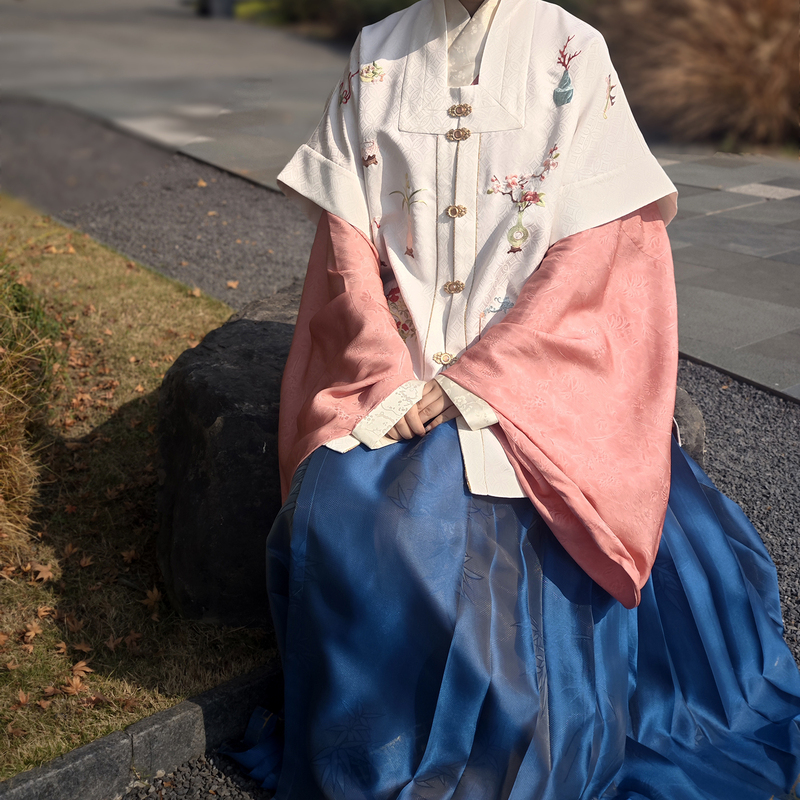 Songqiao【Zhu Jun】Peacock Blue Bamboo Element Gold Thread Weaving Horse Face Skirt Ming Dynasty Hanfu Spring/Summer Women's 2026