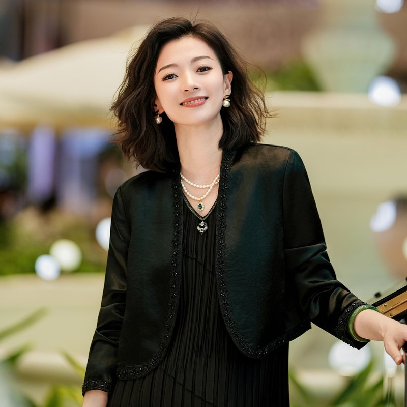 Xizi/[Black Satin Rose] Heavy Acetate Simple Design V-Neck Long Sleeve Black Jacket for Women/Wthj080