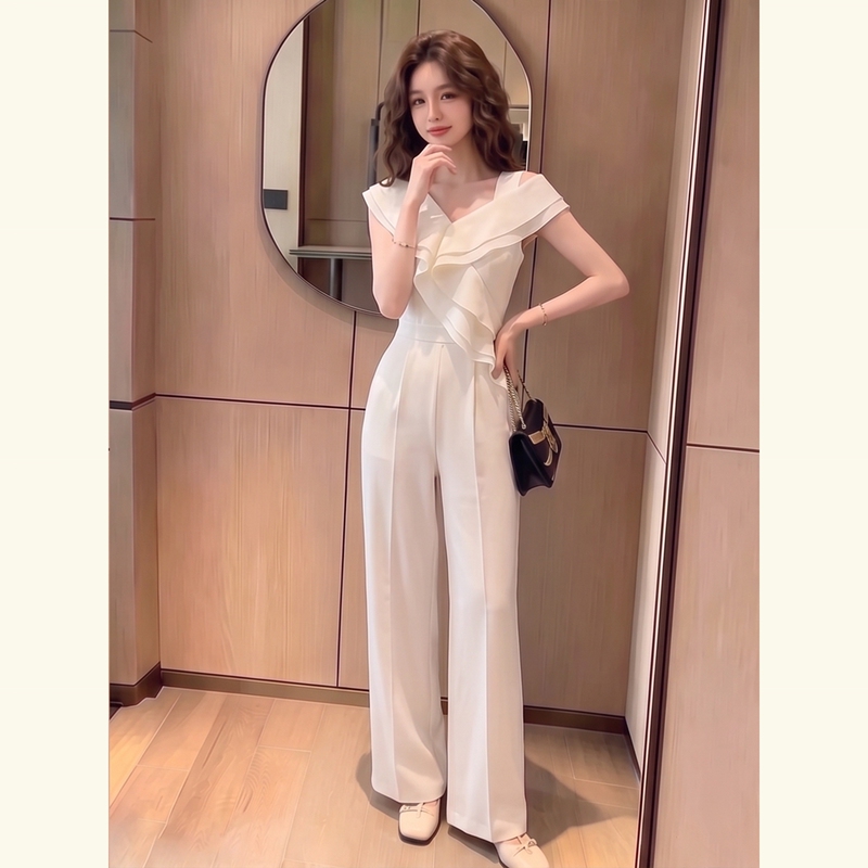 High-End, Mature and Elegant White Ruffled Jumpsuit for Women, 2026 Summer, Stylish Waist-Cinching Wide-Leg One-Piece Pants