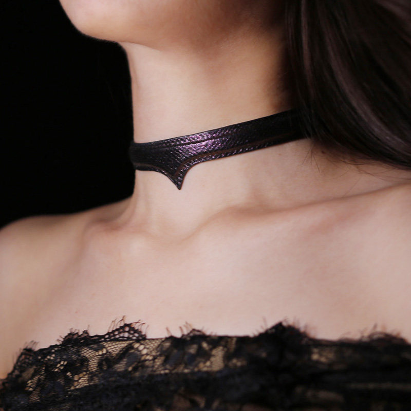 Genuine leather choker, black glitter leather devil choker, handmade original design, Harajuku subculture, engraving available.