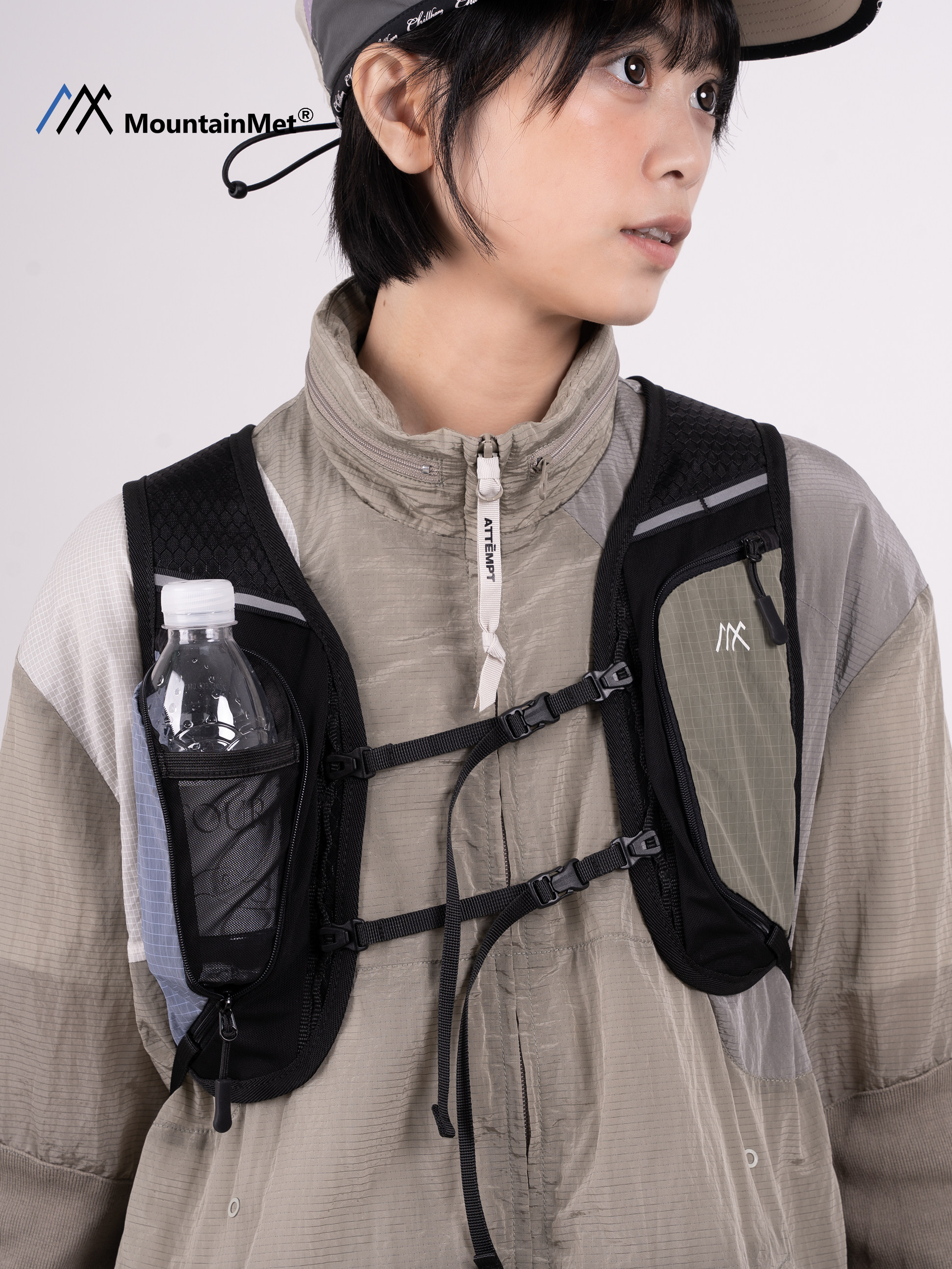 Mountainmet Outdoor Hiking and Mountaineering Summit Bag Lightweight Cross-Country Running Waterproof Backpack