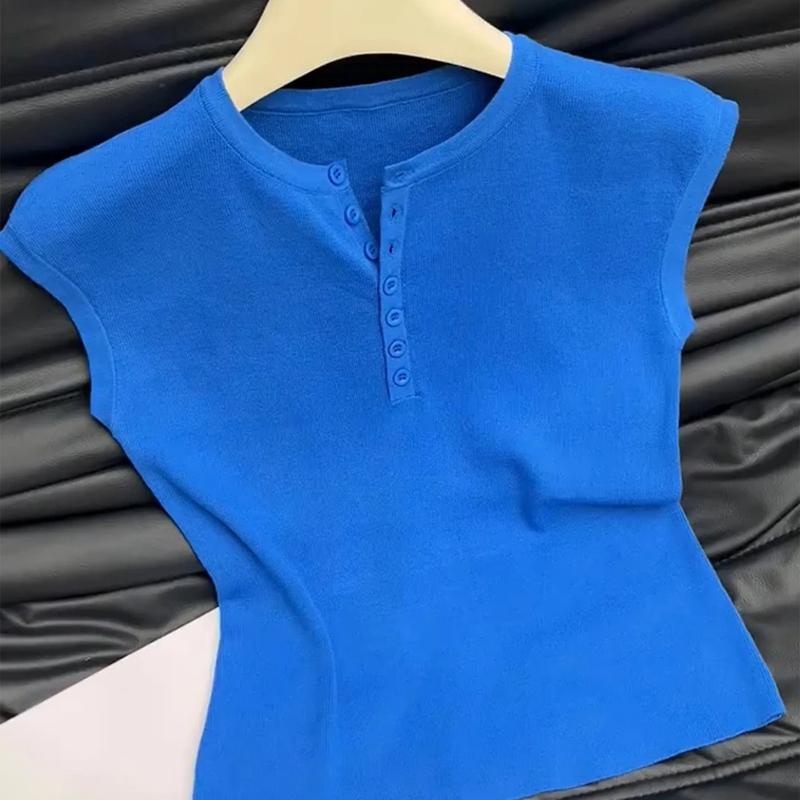 Klein Blue Knitted Camisole for Women, Can Be Worn as an Inner or Outer Layer, Royal Blue Sleeveless Top, Suitable for Wearing under a Blazer Klein Blue Knitted Camisole for Women, Can Be Worn as an Inner or Outer Layer, Royal Blue Sleeveless Top, Suitable for Wearing under a Blazer