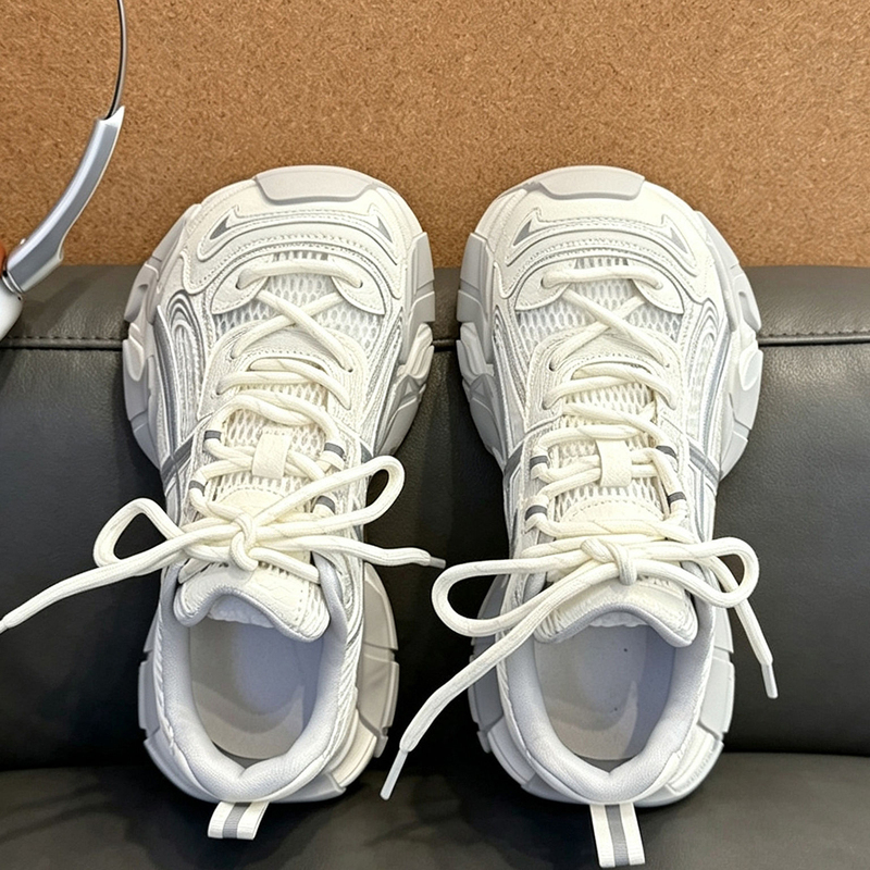 French Uamtor Versatile Casual Dad-Style Air-Cushioned Shoes for Women, 2026 Summer and Autumn, Ultra-Light Thick-Soled Stylish Sneakers