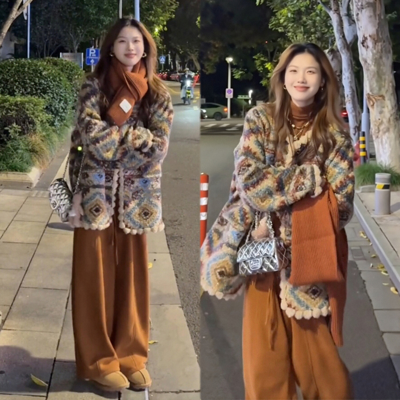 Unique and Beautiful Winter Outfit, a Complete Set of Korean-Style Gentle and Relaxed Warm Plush Coat and Wide-Leg Pants, Chanel-Style Suit