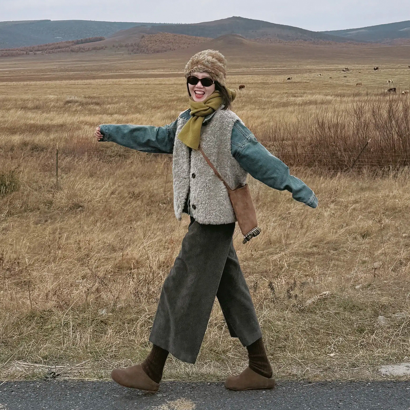 Very Stylish Autumn and Winter Outfit: Korean-Style Relaxed Fur Vest Jacket, Vintage Denim Shirt, Wide-Leg Pants