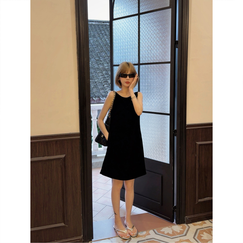 Asbr【Gentle Lament】Hepburn-Style Silk Velvet Black Dress, Backless Short Dress, Tank Dress, Summer 26 Style Asbr【Gentle Lament】Hepburn-Style Silk Velvet Black Dress, Backless Short Dress, Tank Dress, Summer 26 Style