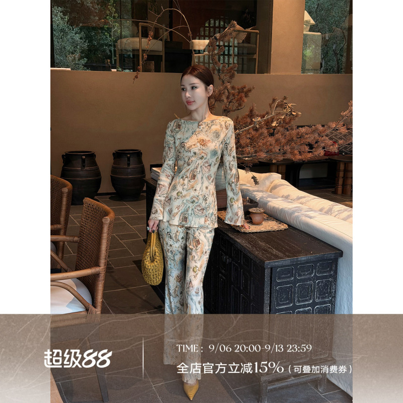 Liu Xiongxiong Mcmax【Constellation Set】High-End Chic Floral Print Long Sleeve Top and Casual Pants Set for Women Liu Xiongxiong Mcmax【Constellation Set】High-End Chic Floral Print Long Sleeve Top and Casual Pants Set for Women