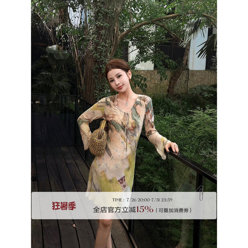 Liu Xiongxiong Mcmax【Midsummer Night's Dream】French Retro Hollow-Out Lace-Up Printed Long-Sleeve Dress Short Skirt