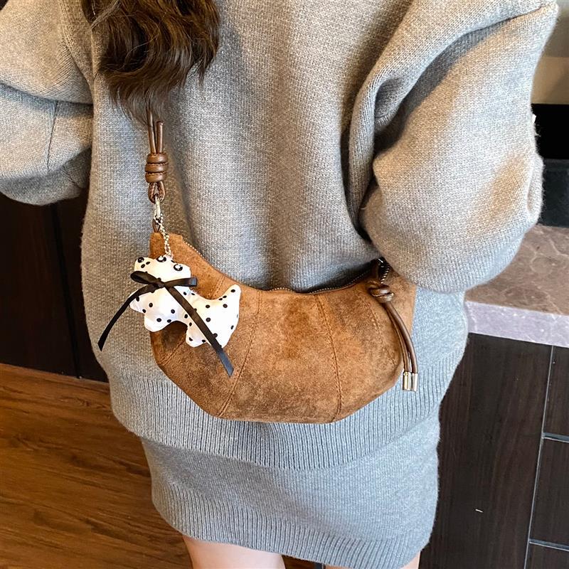 Vintage Suede Small Bag for Women 2025 New Trendy Fashion Matte Croissant Bag Autumn Winter Unique Textured Crossbody Bag