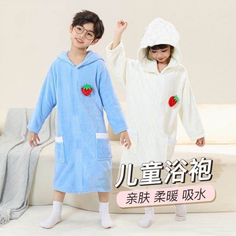 Children's Bathrobe with Buttons, Absorbent, Quick-Drying, Lint-Free, Wearable Bath Towel, Winter Style Cartoon Home Clothes