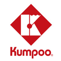 KUMPOO薰风羽球专卖店的LOGO