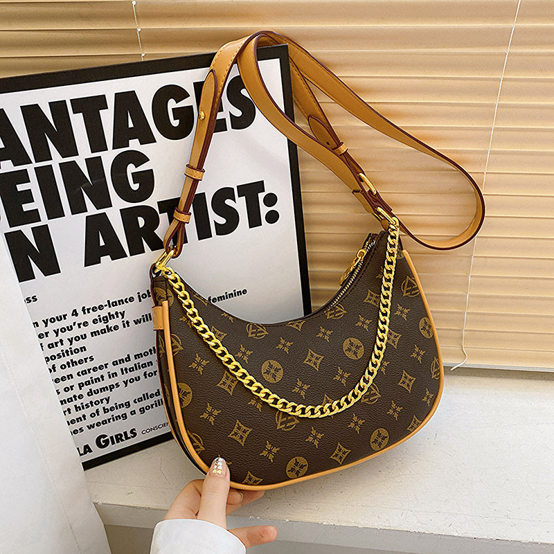 Purchase Lv Q European and American Style Light Luxury Small Handbag for Women from Hong Kong, Original Manufacture, Imitation of Famous Brands, Crescent-Shaped Underarm Bag, Single Shoulder Crossbody Bag