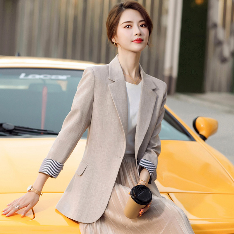 Small suit coat woman in autumn and winter 2022 new Han style style work clothes