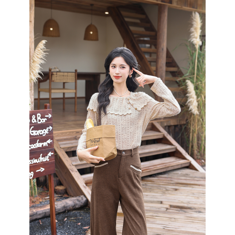 Qiqi【Hazelnut Muffin】French-Style Ruffled Square-Neck Long-Sleeve T-Shirt for Women, Autumn Design, Gentle Base Layer Top Qiqi【Hazelnut Muffin】French-Style Ruffled Square-Neck Long-Sleeve T-Shirt for Women, Autumn Design, Gentle Base Layer Top