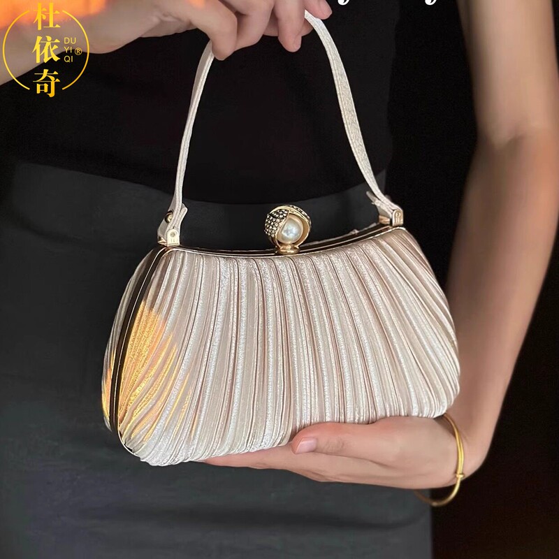 2026 New High-End Elegant Evening Clutch Bag with Large Capacity for Weddings, Handbag for Evening Wear and Wearing Cheongsam 2026 New High-End Elegant Evening Clutch Bag with Large Capacity for Weddings, Handbag for Evening Wear and Wearing Cheongsam