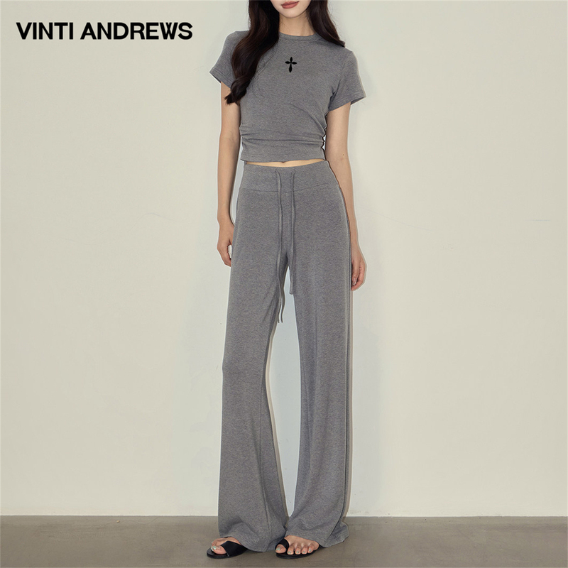 Vinti Andrews Shoulder-Baring T-Shirt and Casual Pants Two-Piece Set for Women, Summer 2026 New Style, Height-Enhancing Fashion Set Vinti Andrews Shoulder-Baring T-Shirt and Casual Pants Two-Piece Set for Women, Summer 2026 New Style, Height-Enhancing Fashion Set