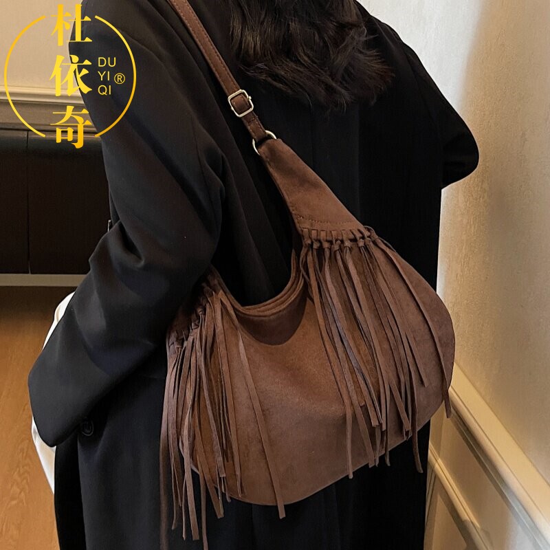 Brown Matte Design Bag for Women 2026 Autumn Women's Bag Bohemian Retro Versatile Crossbody Bag Tassel Bag