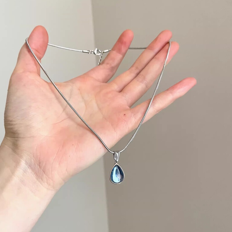 Vintage Glazed Water Drops Necklace