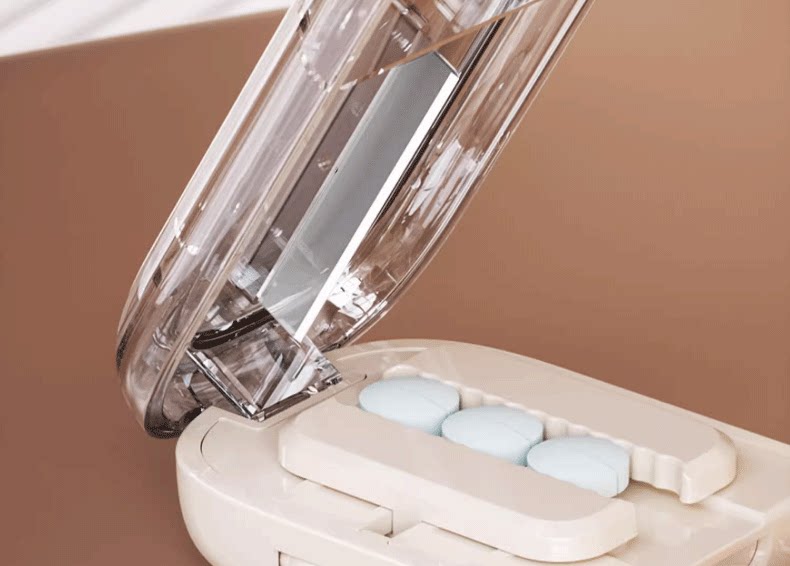 Вырезать наркотиков 切药器四分之一小巧可携式日本二分之一切药器分割器切割精准分药器 Vigoovp