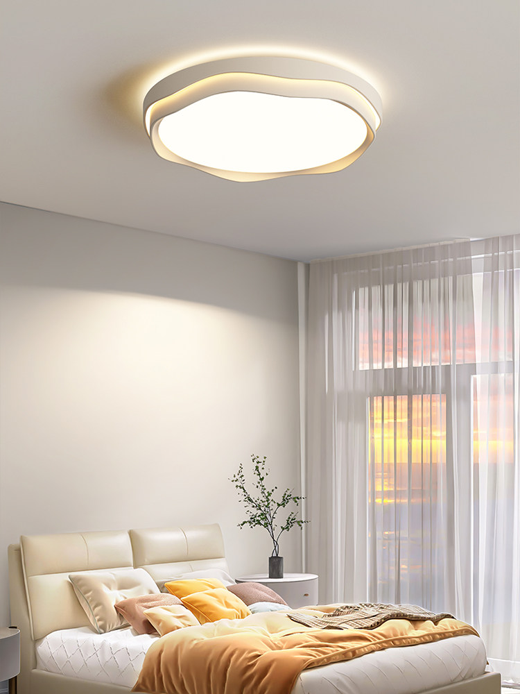 Cream-Style Bedroom Lamp, Master Bedroom 2025 New Model, Full Spectrum Eye Protection Flower Ceiling Lamp, Modern Minimalist Room Lighting