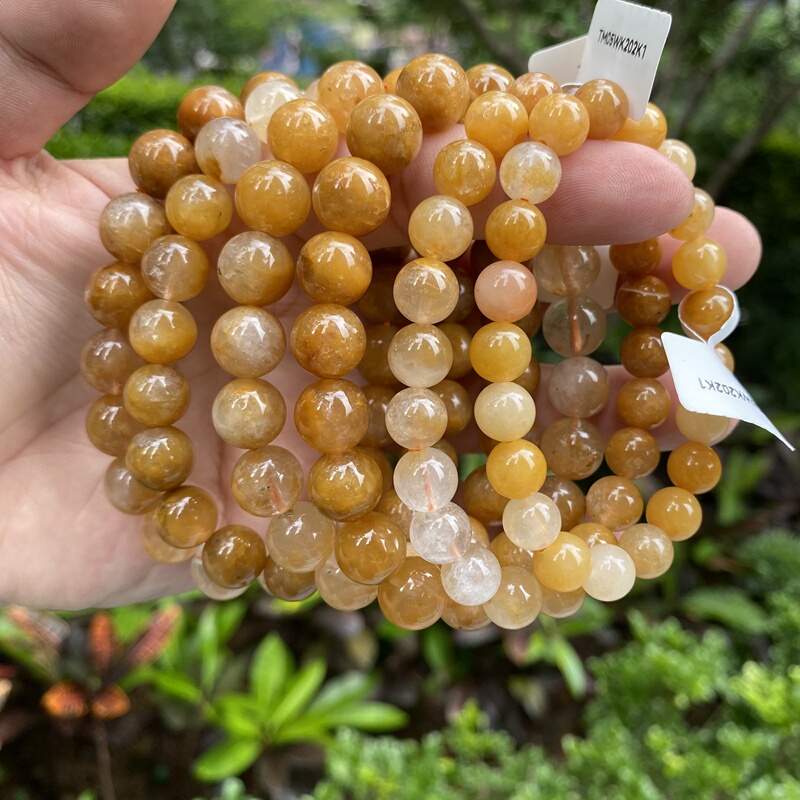 Natural Ice Transparent Yellow Rabbit Fur Crystal Plain Ring Bracelet for Men and Women, Fashionable and Versatile Whitening Bracelet, Hand Jewelry Gift Natural Ice Transparent Yellow Rabbit Fur Crystal Plain Ring Bracelet for Men and Women, Fashionable and Versatile Whitening Bracelet, Hand Jewelry Gift