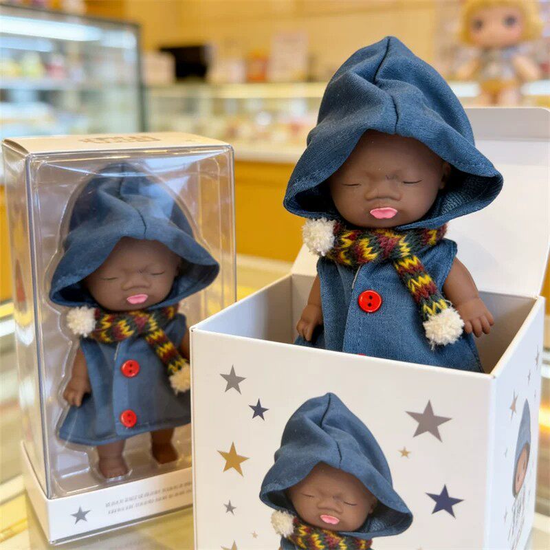 娜塔莎黑娃14cm解压玩具整蛊上班族缓解焦虑神器带衣服暗黑魔法师