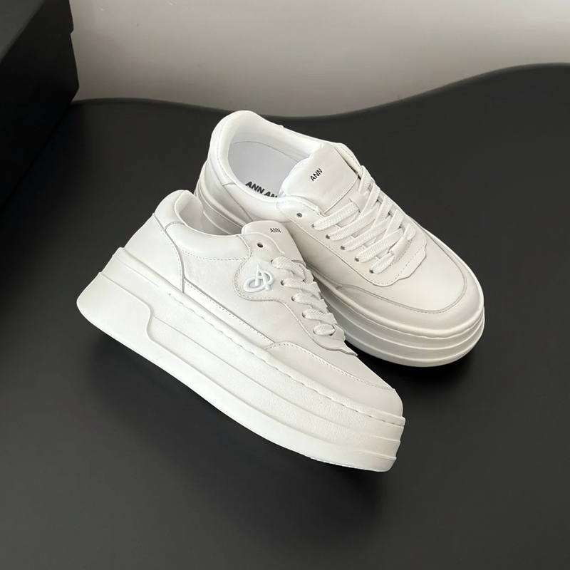 【High-End】Zhao Lusi's Same Style Ann Thick-Soled White Sneakers 25 New Casual Versatile Platform Sneakers for Women 【High-End】Zhao Lusi's Same Style Ann Thick-Soled White Sneakers 25 New Casual Versatile Platform Sneakers for Women