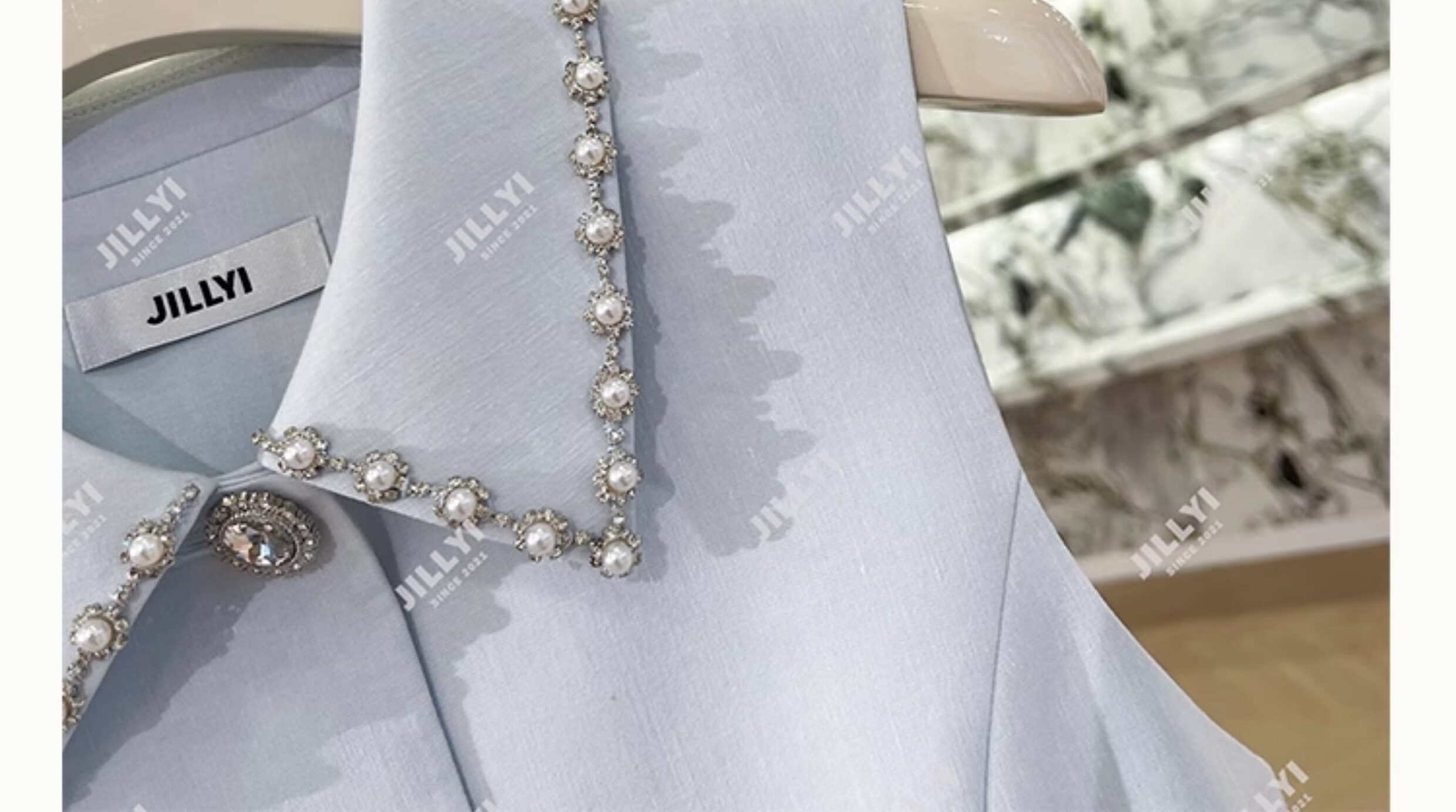 Китайцы одежда наборы jillyi【浅蓝梦境】天蓝色半开 𫔭领轻奢马甲+天蓝色百褶半裙套装