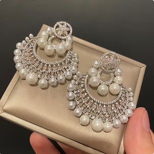 Сувдаар хийсэн чимэг циркон, ээмэг, гогцоотой угсаатны даашинз, бохо загвар, өндөр чанартай загвар, угсаатны хэв маяг