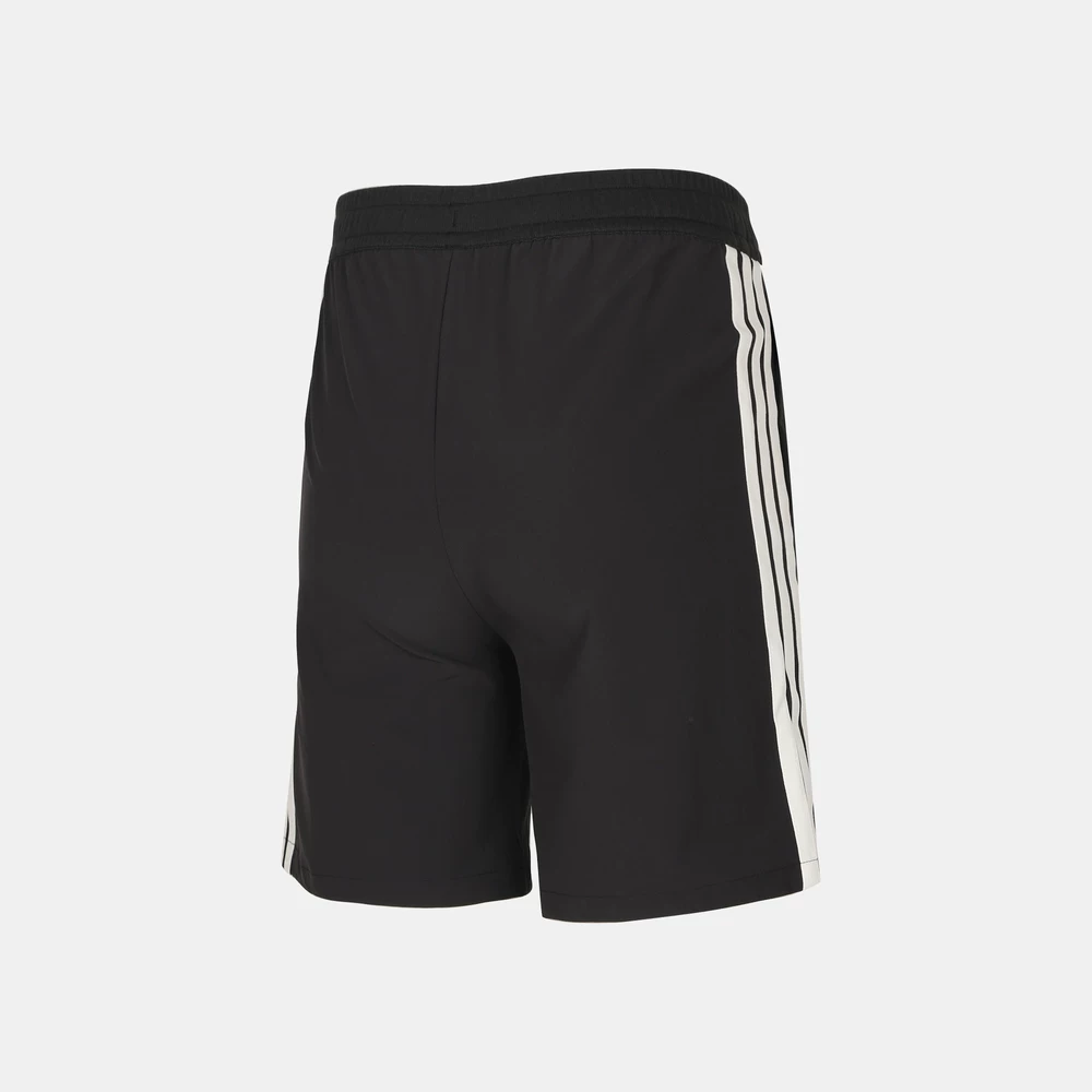 Детские спортивные шорты Adidas для досуга
