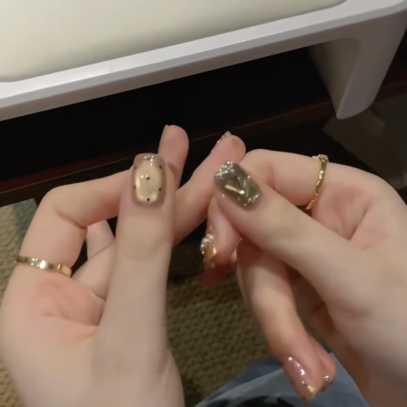 New Style【Golden Autumn Cat Eye】High-End Handmade Premium Nail Stickers, Removable False Nails That Enhance Complexion